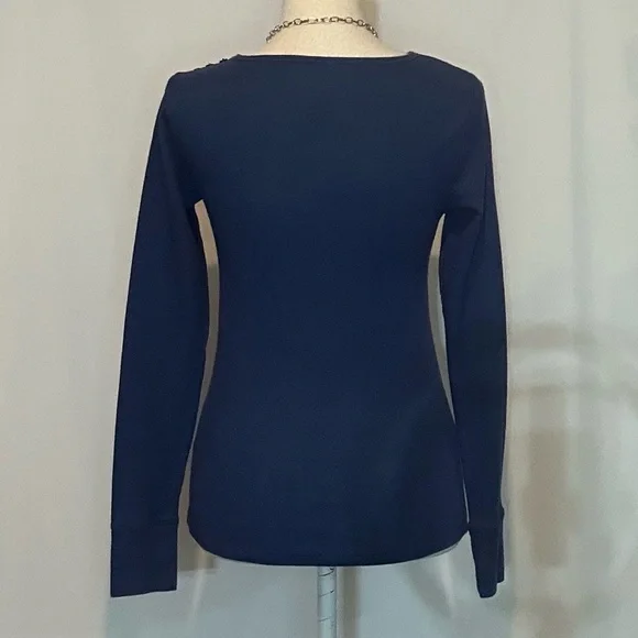 Tops/T-Shirts/Tanks👚 - 2 for $15 or 3 for $20 (Mix & Match) - Picture 2 of 5